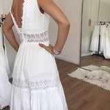 Aurélie™ | Elegáns V-nyakú csipkeruha