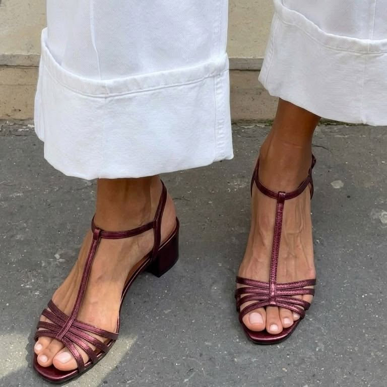 Aletta | Arany Szandál Hétköznapi Elegancia