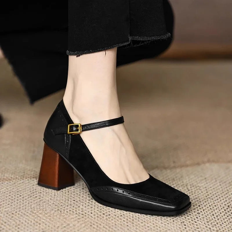 Charlotte – Klasszikus pumps