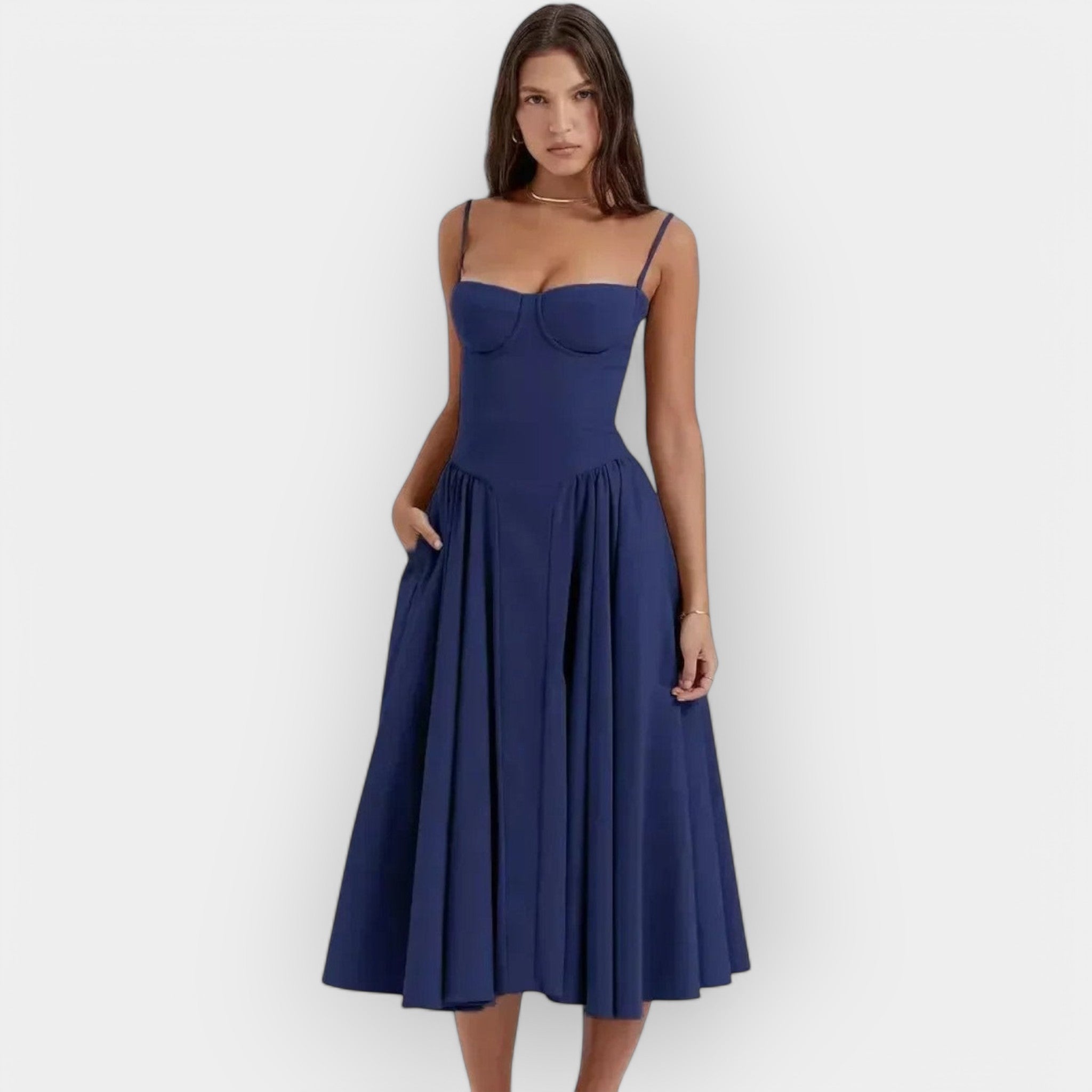 Elegáns midi ruha nyárra